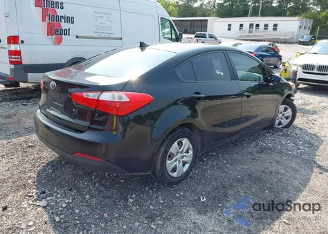 2015 Kia Forte Lx z USA, uszkodzony, nr VIN KNAFK4A65F5320535